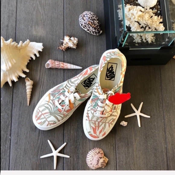 🌴🌼VANS🌼🌴 - Picture 5 of 8